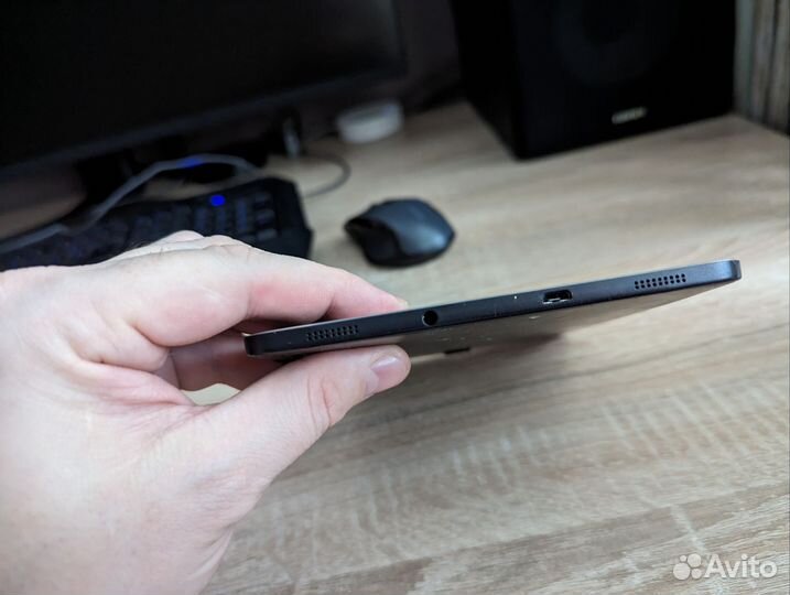 Планшет Samsung Galaxy Tab S2 8.0 SM-T710 Wi-Fi