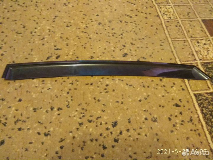 Дифлекторы задних двирей