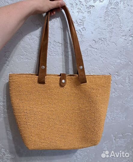 Cумка из рафии ручной работы