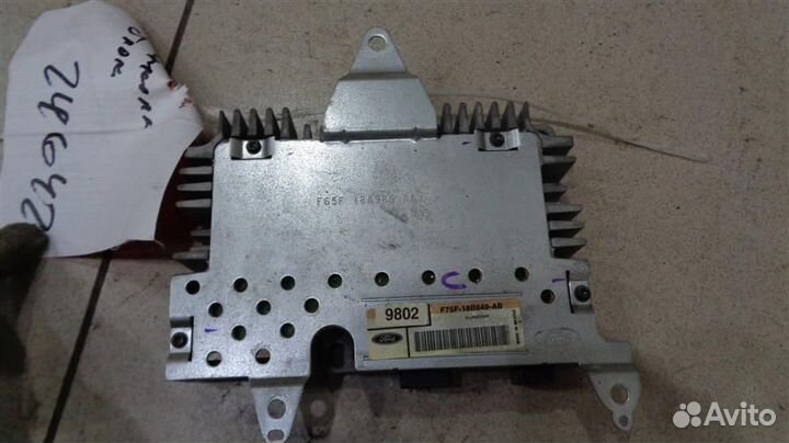 Усилитель акустической системы Lincoln Navigator