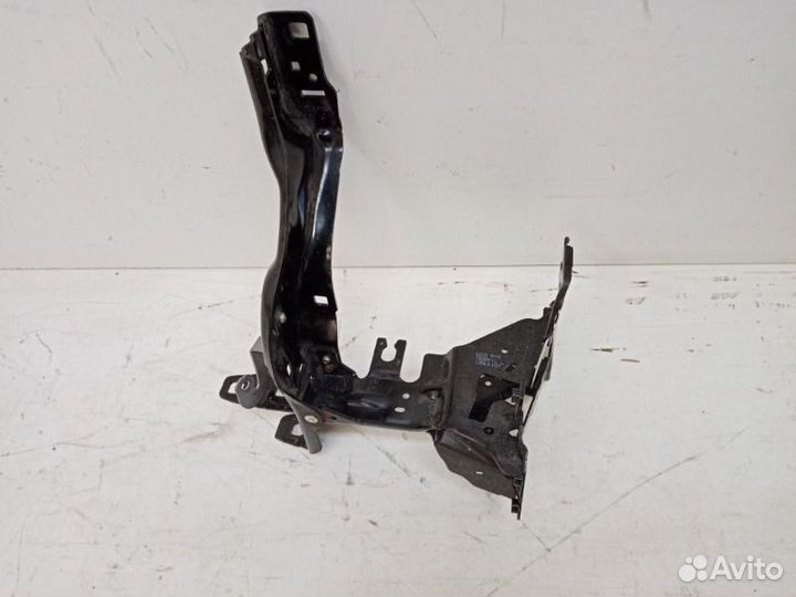 Крепление фары переднее правое Bmw 5Er G30 2016