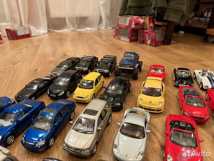 Модели 1 32 1 34 1 36 Kinsmart NewRay Welly Saico