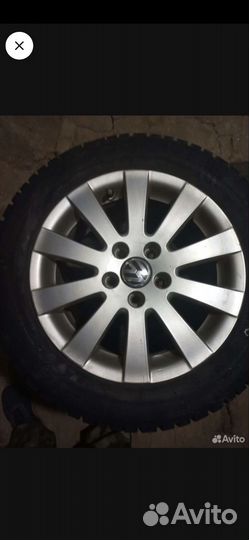 Bridgestone Ice Cruiser 5000 215/55 R16