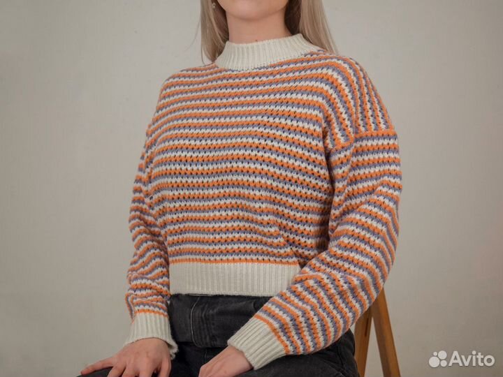 Вязанный свитер (новый)