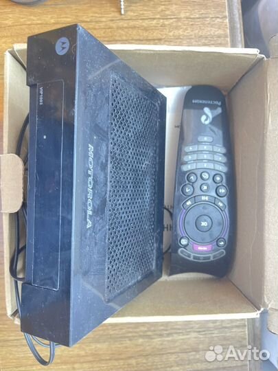 Motorola тв приставкаVIP1003