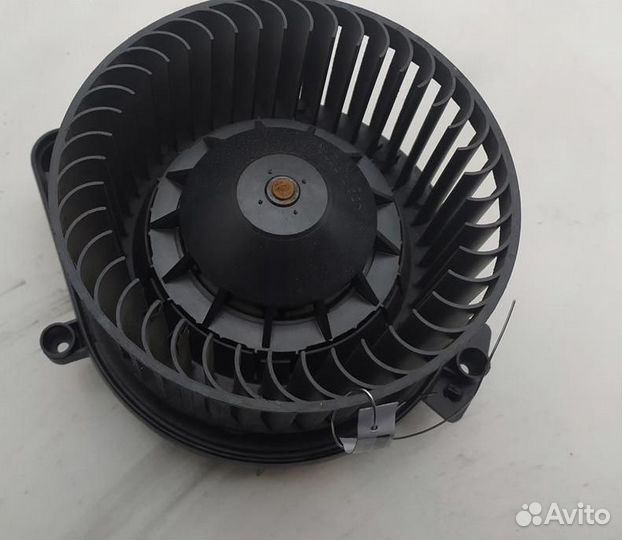 Моторчик печки Audi A3/S3