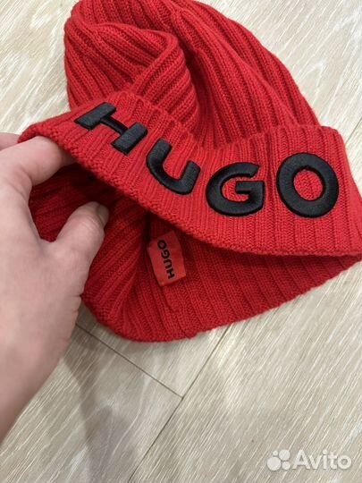 Шапка hugo boss женская