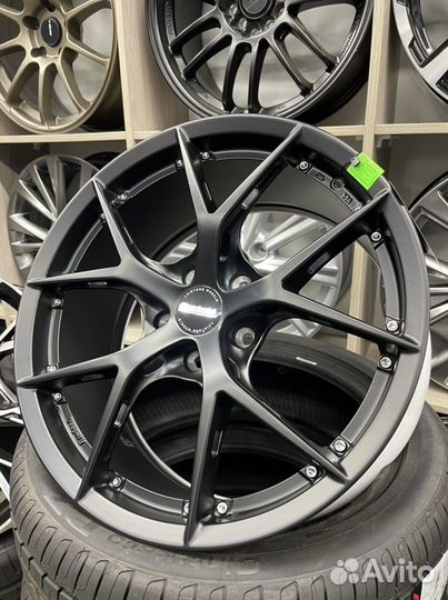 Hre p101 koko с жабрами r18 5*112 Volkswagen audi