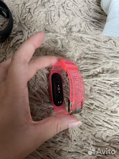 Часы ми бенд 5