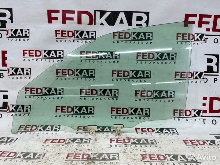 Стекло двери переднее левое Nissan Pulsar N15 GA15