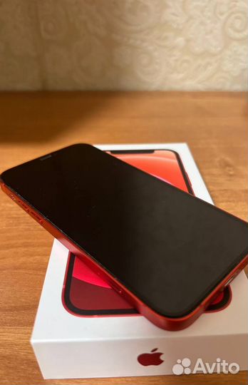 iPhone 12, 64 ГБ