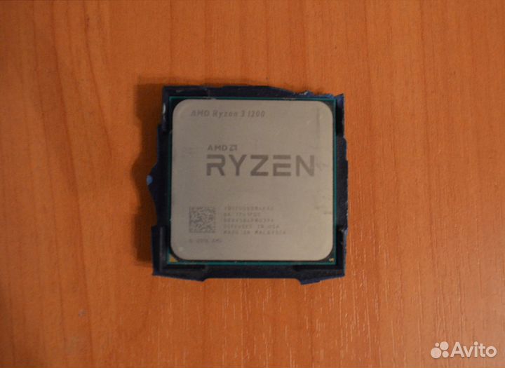 Процессор AMD Ryzen 3 1200