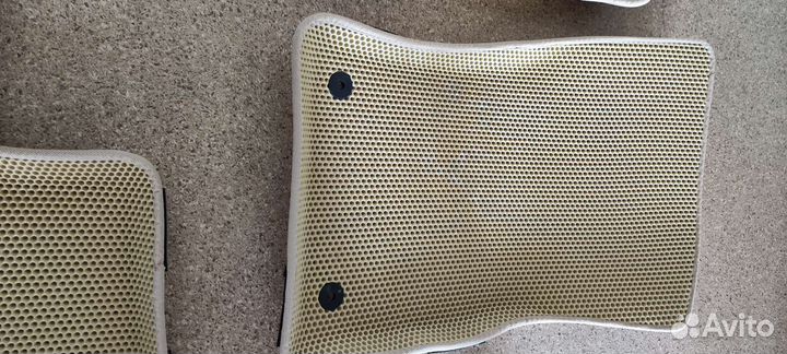 Tiguan Eva коврики в отличном состоянии