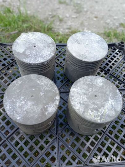 Поршень на москвич 408