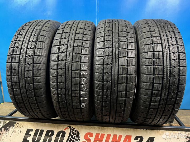 Toyo Winter Tranpath MK4a 215/60 R16 95R