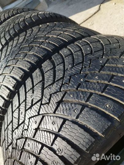 Pirelli Scorpion Ice Zero 2 285/45 R22 114H