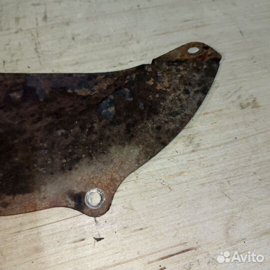 Пыльник картера Hyundai Santamo