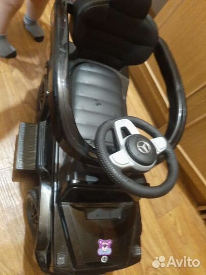 Автомобиль mercedes детский