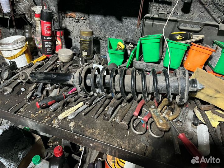 Задние стойки Honda c-rv rd1