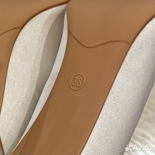 Новые туфли лодочки бежевые с бантом Capilano, 38