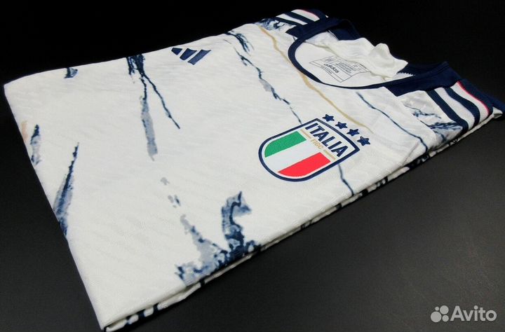 Форма гостевая Сборная Италии