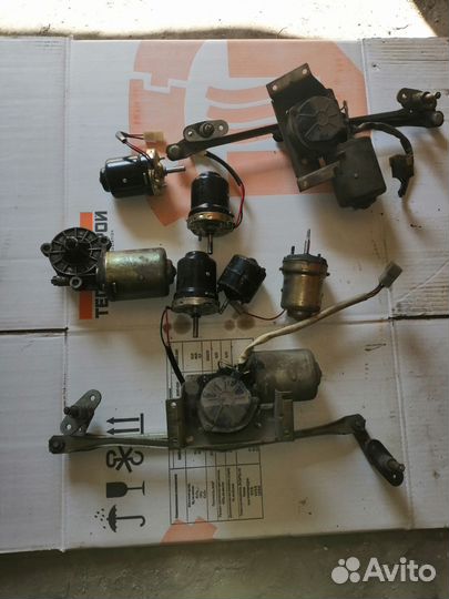 Мотор-редуктор с трапецией стеклоочистителя