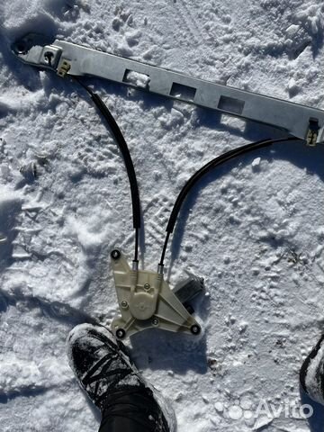 Стеклоподъемник правый рено мастер 3