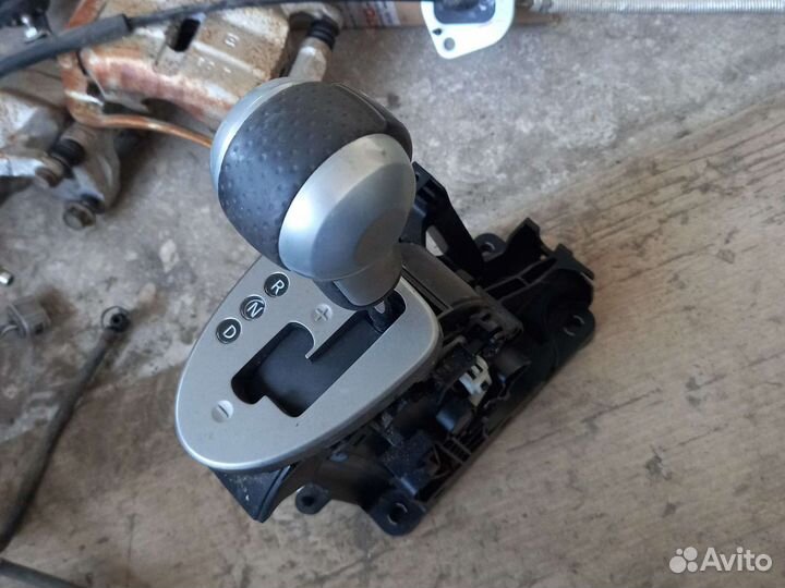 Селектор вариатора Ниссан Кашкай j10