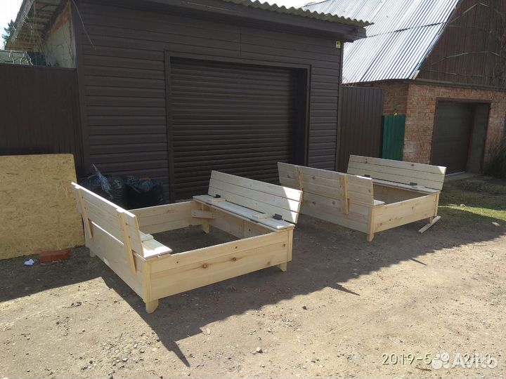 Песочница с крышкой