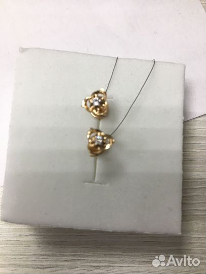 Золотые серьги