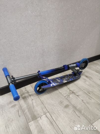 Самокат детский новый