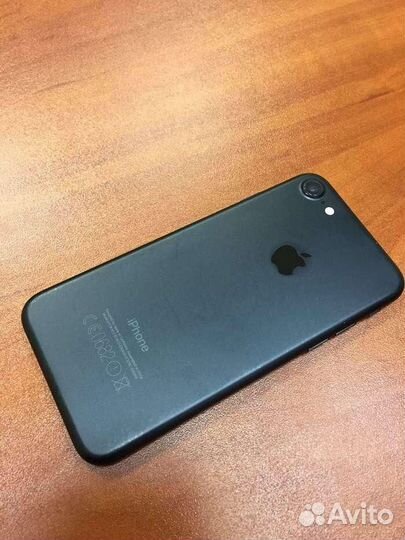 iPhone 7, 32 ГБ