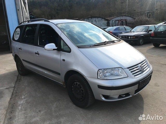 Разбор на запчасти Volkswagen Sharan