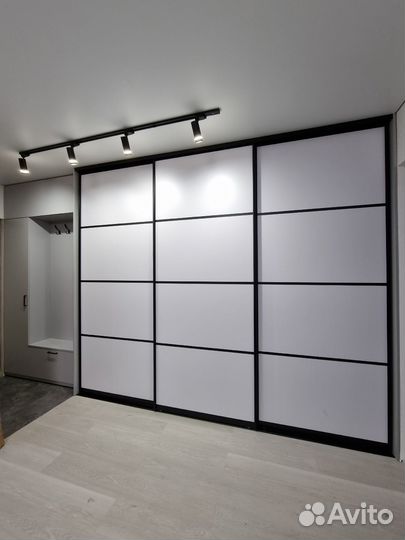 Шкаф стенка