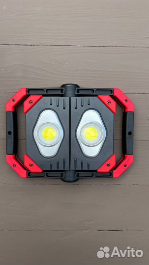 Портативный Фонарь-прожектор