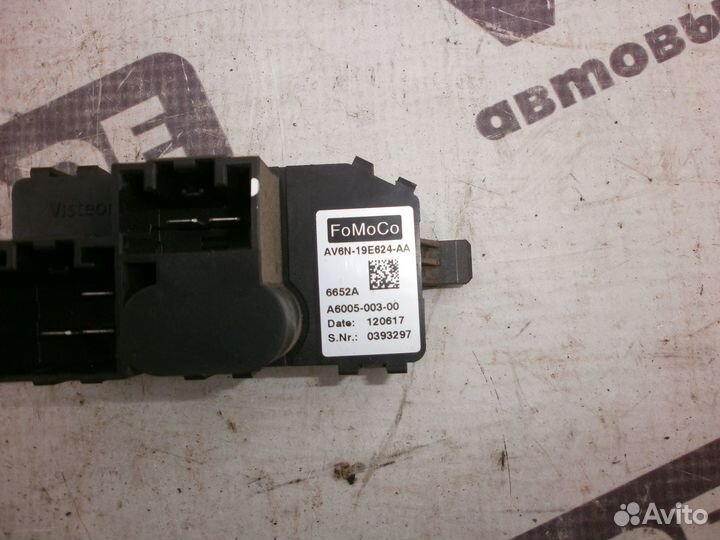 Резистор отопителя Ford Focus 3