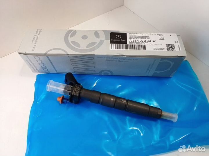 Форсунка топливная Mercedes-Benz A6540700087