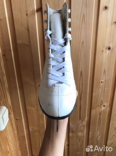 Фигурные коньки 35 размер