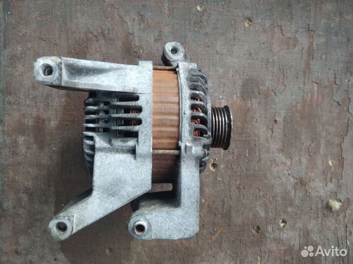 Mazda 3 BL 2л генератор