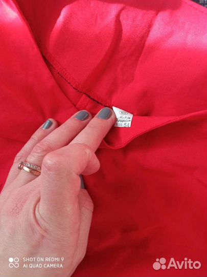 Платья