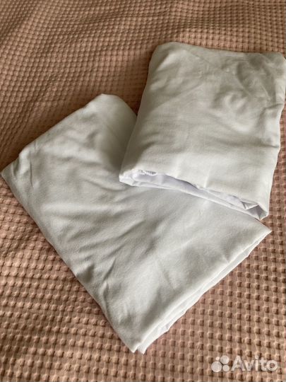 Простынь на резинке 90х180