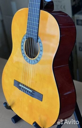 Классическая гитара, Caraya C941-YL