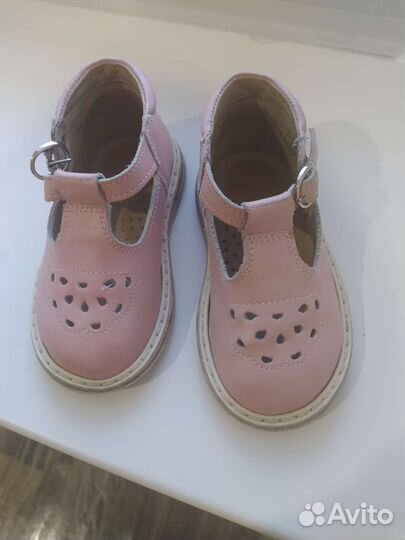 Сандалии для девочки