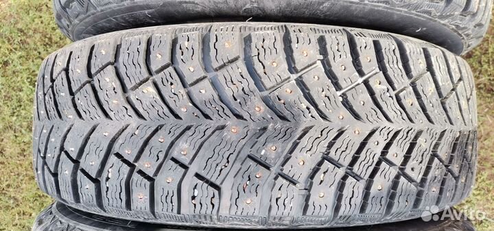 Michelin X-Ice North 4 185/65 R15 92T