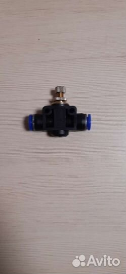 Кран игольчатый