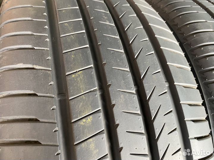 Bridgestone Alenza 001 285/45 R22 110H