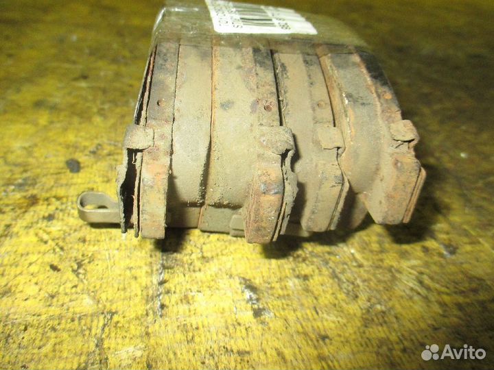 Тормозные колодки Toyota Corona ST191 (Переднее)