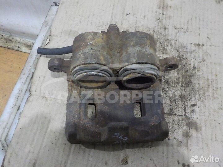 Суппорт тормозной передний правый Subaru Legacy