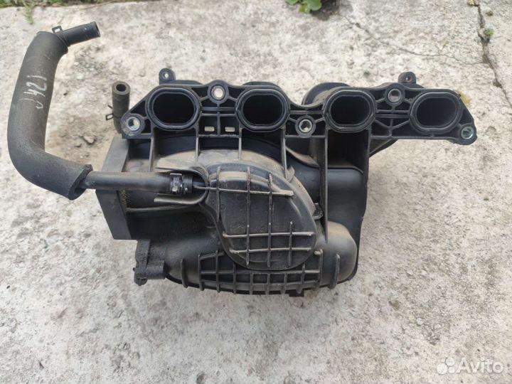 Впускной коллектор KIA soul 1