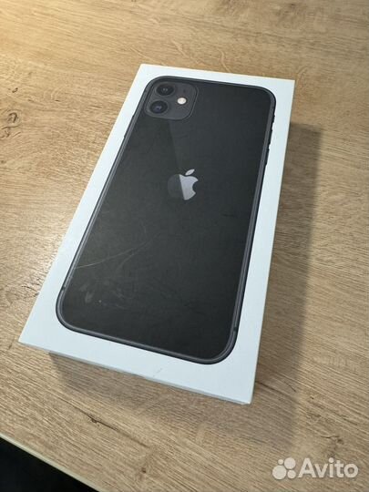 iPhone 11, 64 ГБ